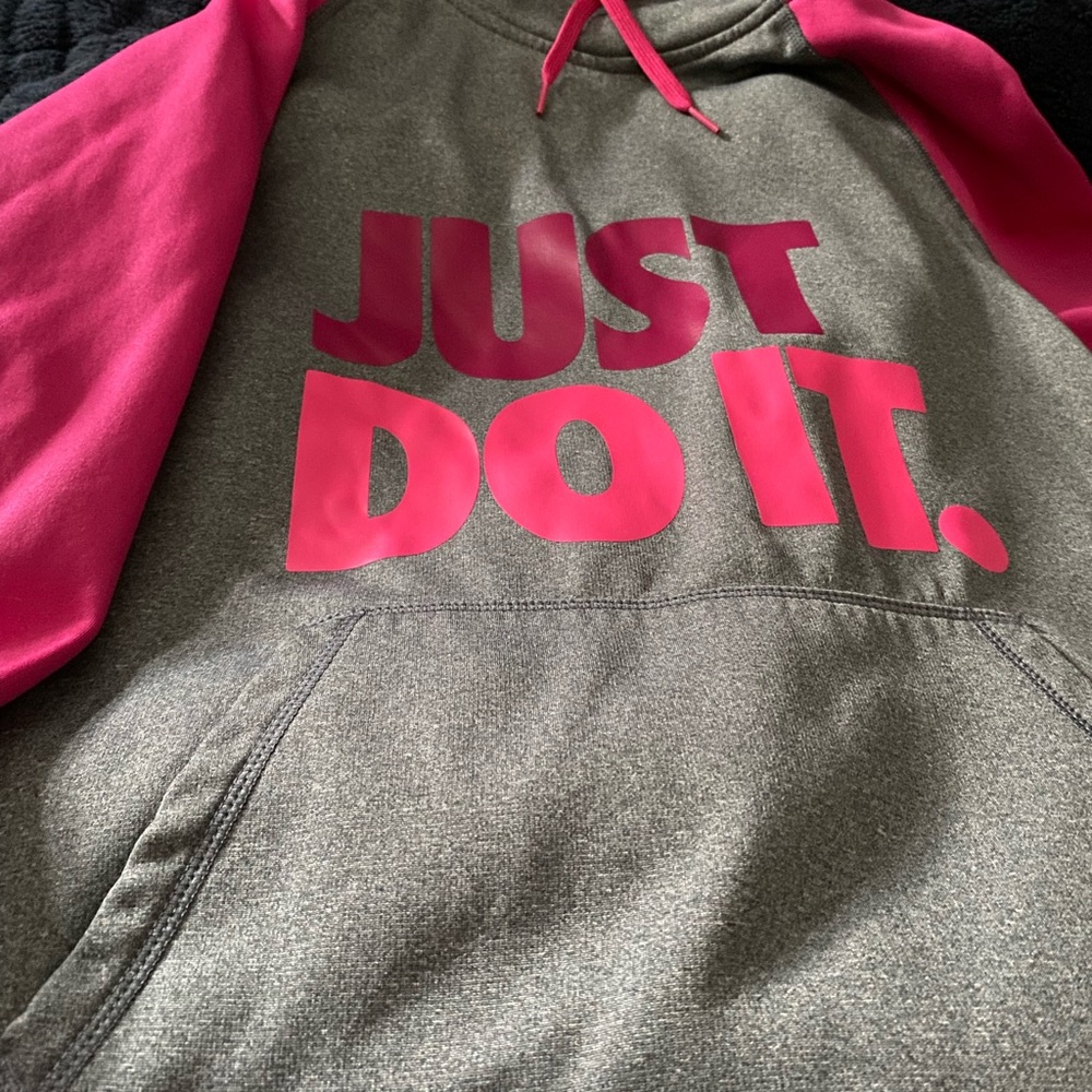 Nike & Under Armour Sweatshirt GUC $10 each OBO